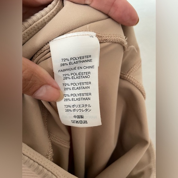 Vuori Rib Studio Legging in Coconut. Small. EUC. - Picture 6 of 17